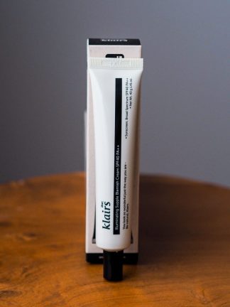 ВВ-крем с естественным финишем Dear, Klairs illuminating Supple Blemish Cream SPF40 PA++