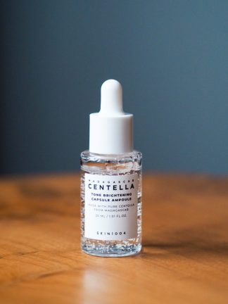 Осветляющая капсульная ампула SKIN1004 Madagascar Centella Tone Brightening Capsule Ampoule, 30 мл