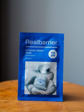 Восстанавливающая тканевая маска с церамидами Real Barrier Extreme Cream Mask
