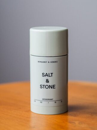 SALT & STONE Bergamot & Hinoki Deodorant — натуральный твёрдый дезодорант с усиленной защитой