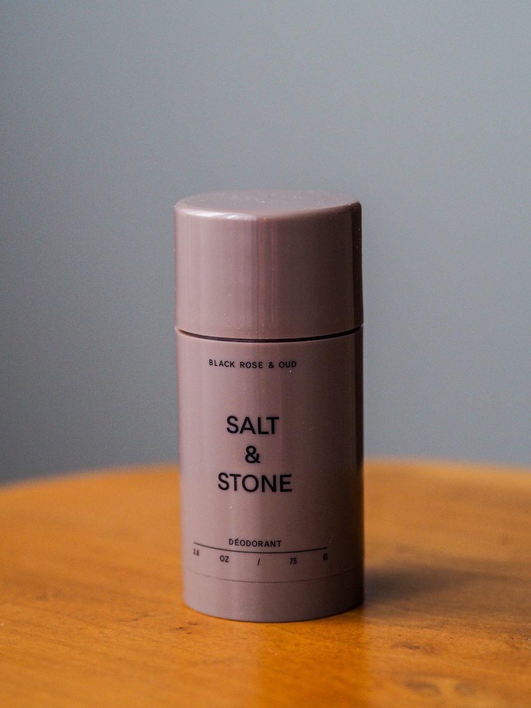 SALT & STONE Black Rose and Oud Natural Deodorant — твёрдый дезодорант